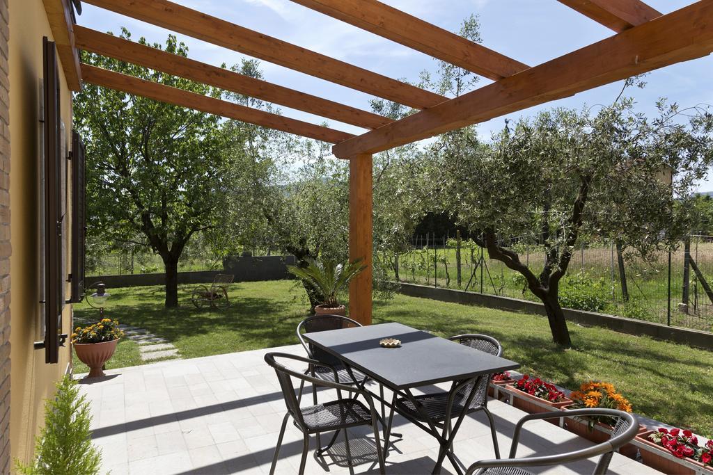 Villa L'OrtoBio Sarzana Zimmer foto