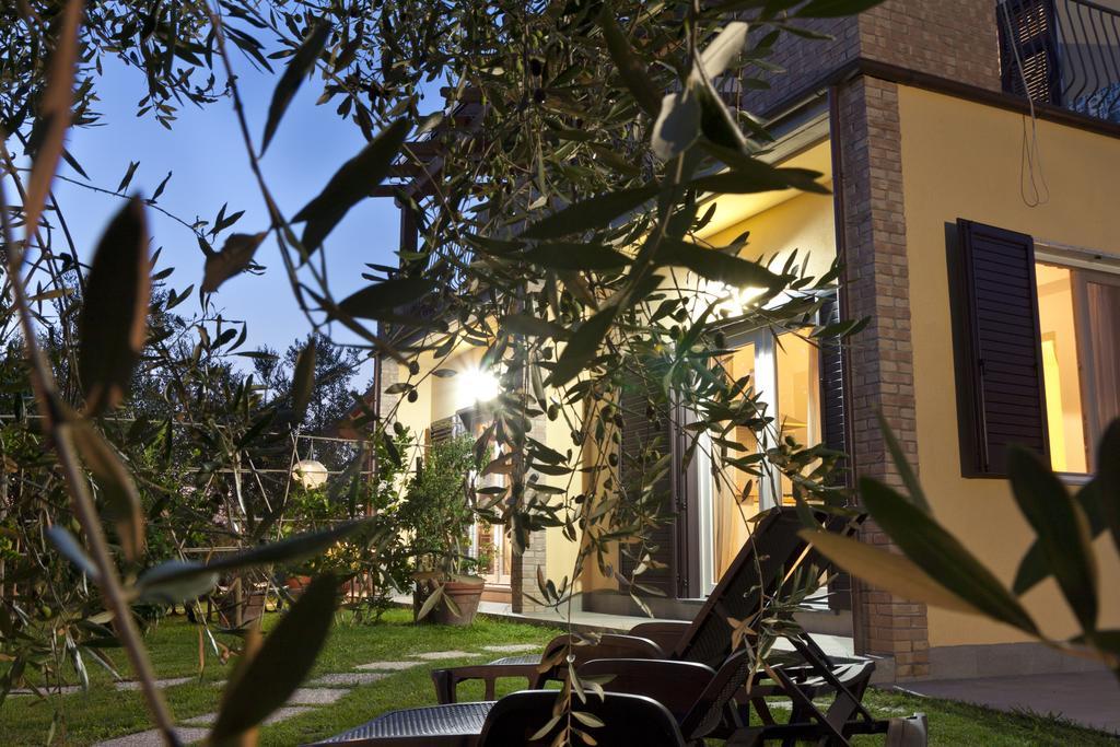 Villa L'OrtoBio Sarzana Exterior foto